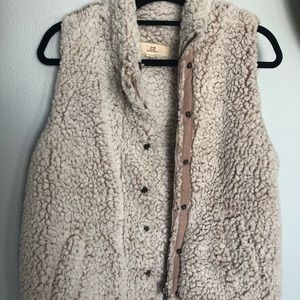 Thread + Supply Fluffy Vest